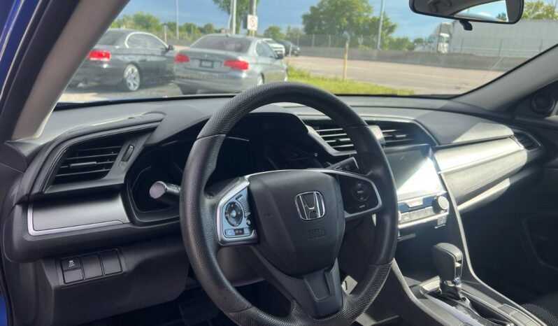 
								2018 Honda Civic Sedan LX CVT Sedan full									