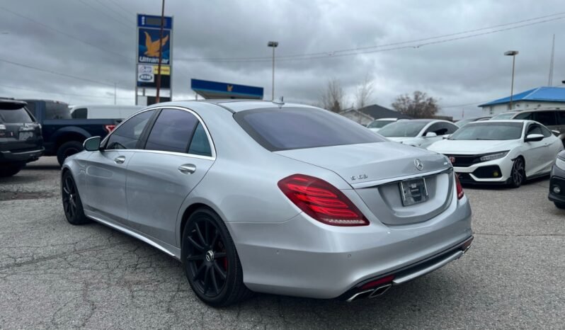 
								2015 Mercedes-Benz S-Class S 63 AMG Sedan full									