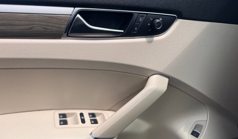 
								2017 Volkswagen Passat 4dr Sdn 1.8 TSI Auto Comfortline full									