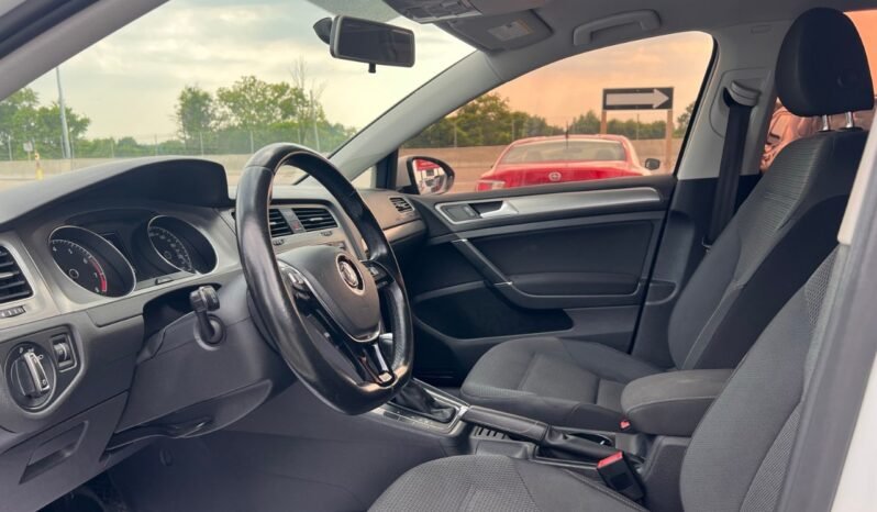 
								2015 Volkswagen Golf 5dr HB Auto 1.8 TSI Trendline full									