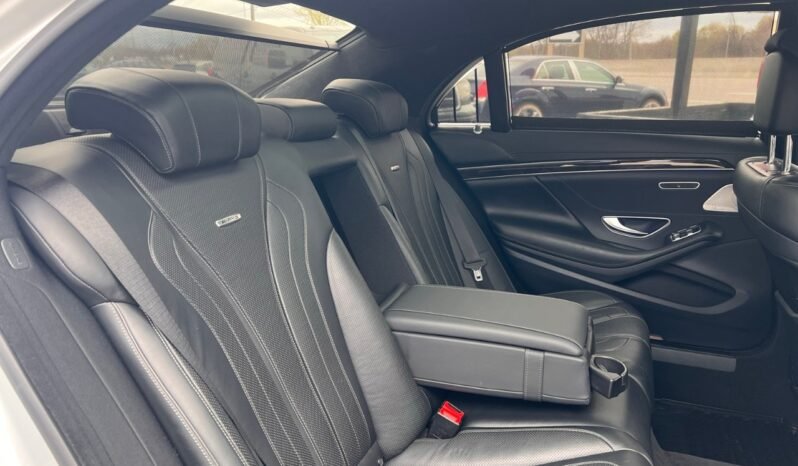 
								2015 Mercedes-Benz S-Class S 63 AMG Sedan full									