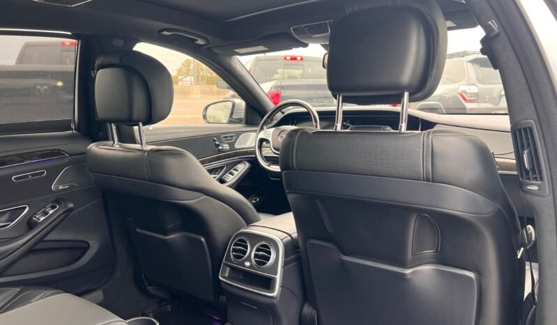 
								2015 Mercedes-Benz S-Class S 63 AMG Sedan full									