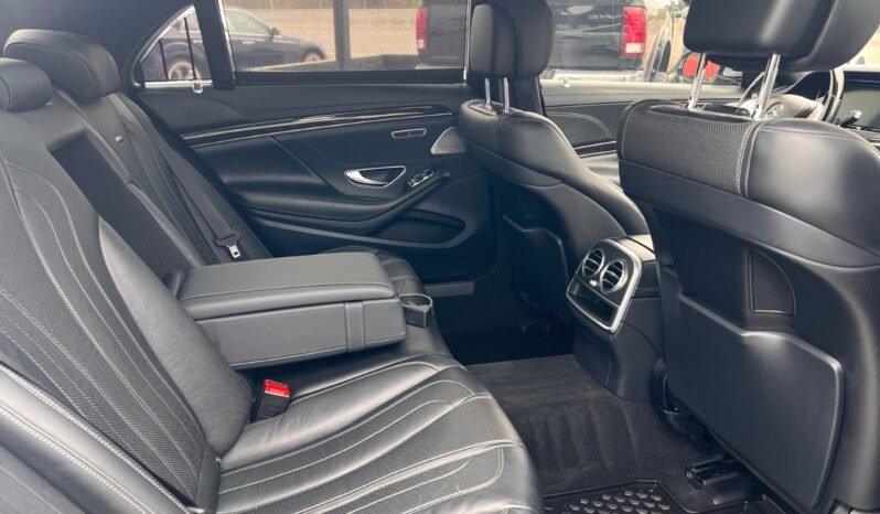 
								2015 Mercedes-Benz S-Class S 63 AMG Sedan full									