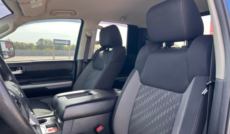 
								2018 Toyota Tundra 4×4 Double Cab SR5 Plus 5.7L full									