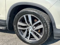 
										2017 Honda Pilot 4WD Touring full									