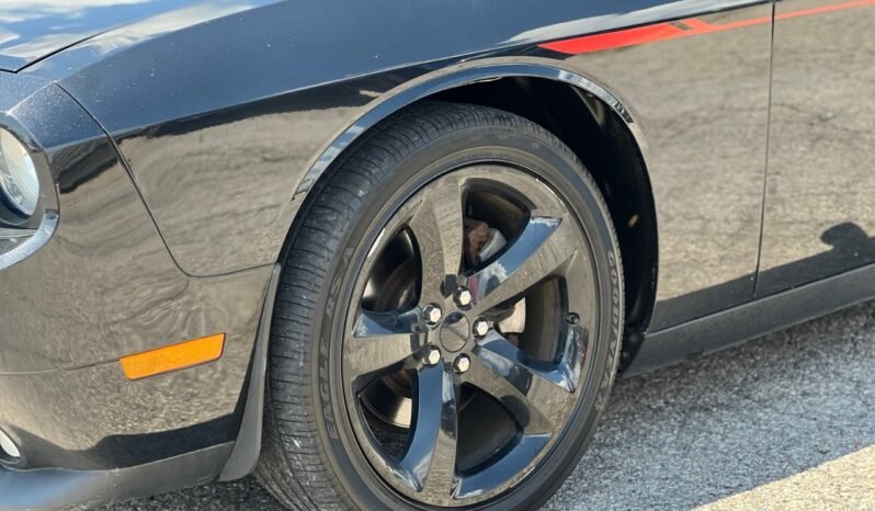 
								2014 Dodge Challenger 2dr Cpe SXT Plus full									