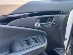 
										2017 Honda Pilot 4WD Touring full									