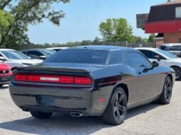 
										2014 Dodge Challenger 2dr Cpe SXT Plus full									