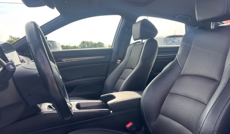 
								2019 Honda Accord Sedan Sport Manual Sedan full									