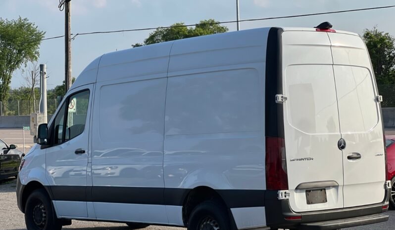 
								2019 Mercedes-Benz Sprinter Cargo Van 2500 Standard Roof V6 144″ full									