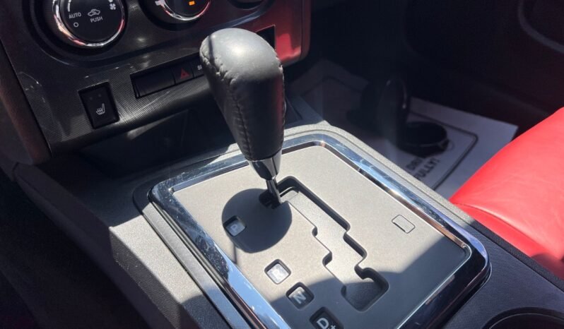 
								2014 Dodge Challenger 2dr Cpe SXT Plus full									