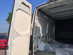 
										2019 Mercedes-Benz Sprinter Cargo Van 2500 Standard Roof V6 144″ full									