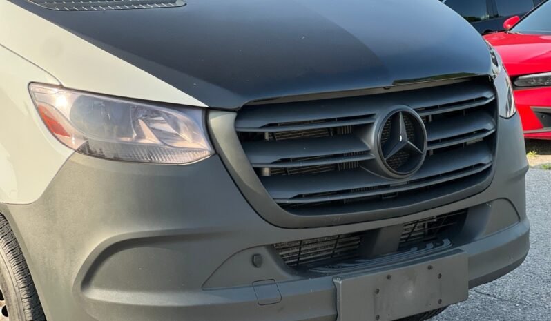
								2019 Mercedes-Benz Sprinter Cargo Van 2500 Standard Roof V6 144″ full									