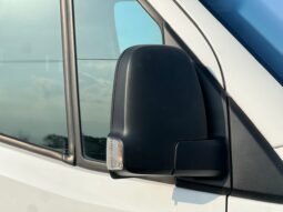 
										2019 Mercedes-Benz Sprinter Cargo Van 2500 Standard Roof V6 144″ full									