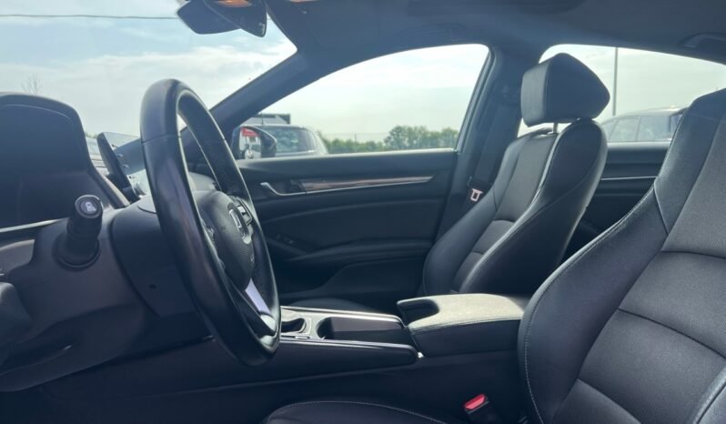 
								2019 Honda Accord Sedan Sport Manual Sedan full									