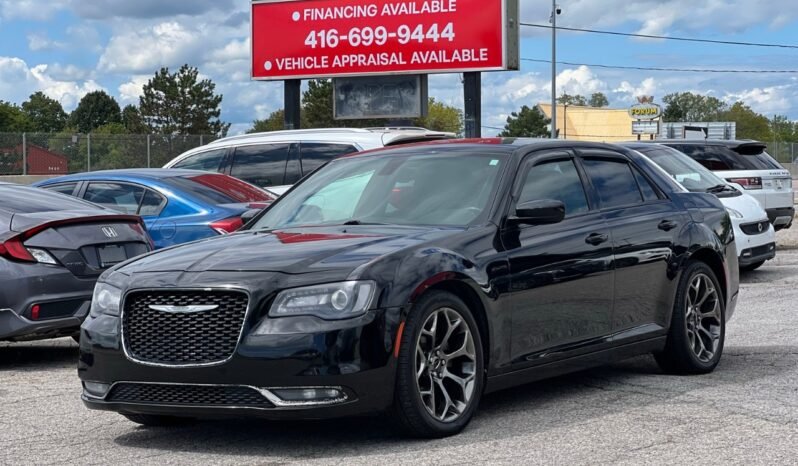 
								2016 Chrysler 300 4dr Sdn 300S RWD full									