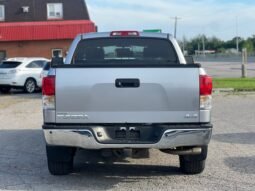 
										2010 Toyota Tundra 4WD Crewmax Short Bed 5.7L SR5 full									