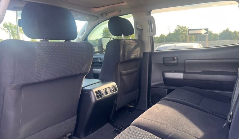 
								2010 Toyota Tundra 4WD Crewmax Short Bed 5.7L SR5 full									