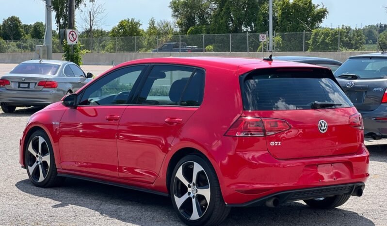 
								2015 Volkswagen Golf GTI 5dr HB DSG Autobahn full									