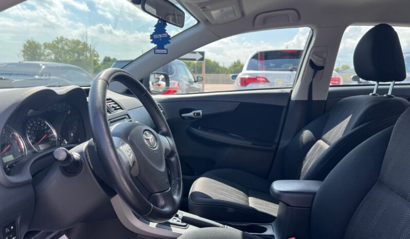 
								2012 Toyota Corolla 4dr Sdn Auto S full									