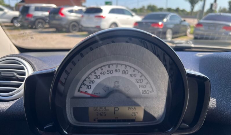 
								2015 smart fortwo 2dr Cpe Pure full									