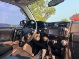 
										2017 Toyota 4Runner 4WD 4dr V6 SR5 full									