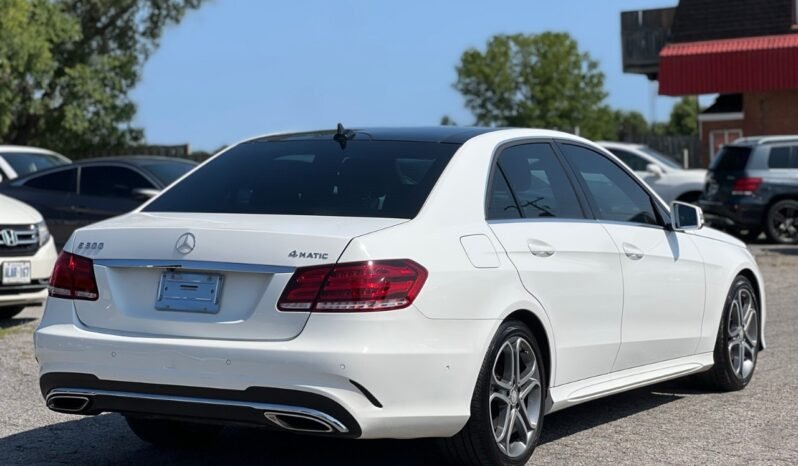 
								2014 Mercedes-Benz E-Class E 300 4MATIC Sedan full									
