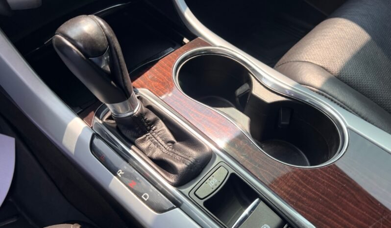 
								2017 Acura TLX FWD Tech full									