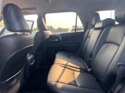 
										2017 Toyota 4Runner 4WD 4dr V6 SR5 full									
