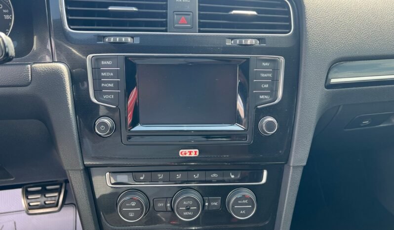 
								2015 Volkswagen Golf GTI 5dr HB DSG Autobahn full									
