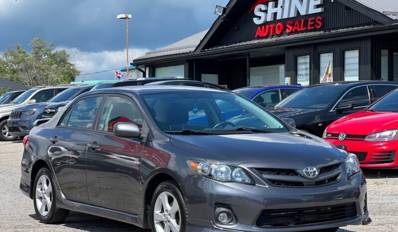 2012 Toyota Corolla 4dr Sdn Auto S