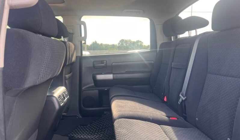 
								2010 Toyota Tundra 4WD Crewmax Short Bed 5.7L SR5 full									