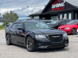 2016 Chrysler 300 4dr Sdn 300S RWD