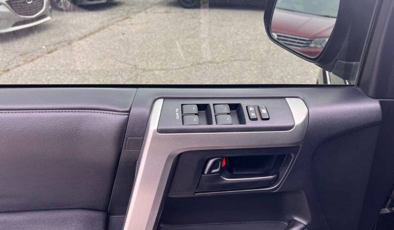 
								2012 Toyota 4Runner 4WD 4dr V6 SR5 full									