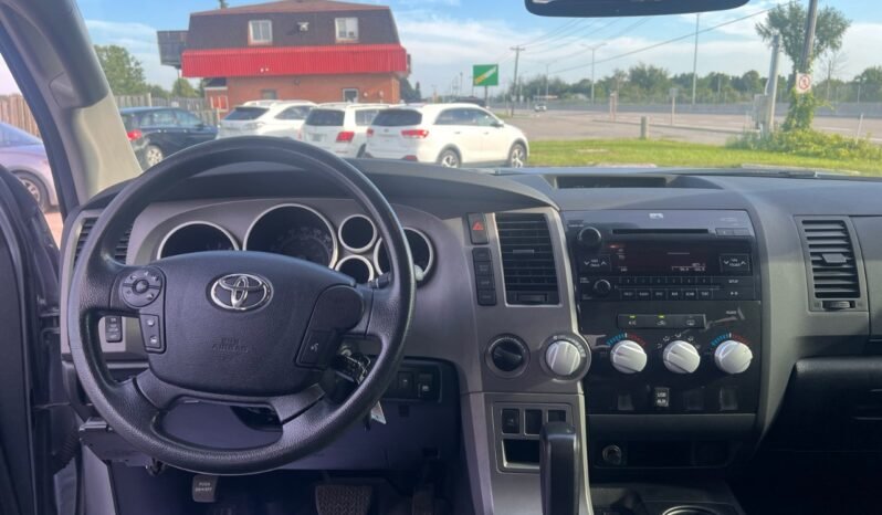 
								2010 Toyota Tundra 4WD Crewmax Short Bed 5.7L SR5 full									