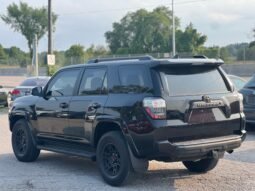 
										2017 Toyota 4Runner 4WD 4dr V6 SR5 full									