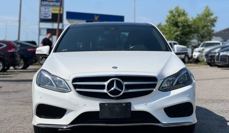 
								2014 Mercedes-Benz E-Class E 300 4MATIC Sedan full									