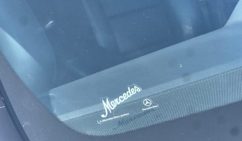 
								2014 Mercedes-Benz E-Class E 300 4MATIC Sedan full									