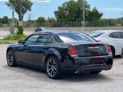 
										2016 Chrysler 300 4dr Sdn 300S RWD full									