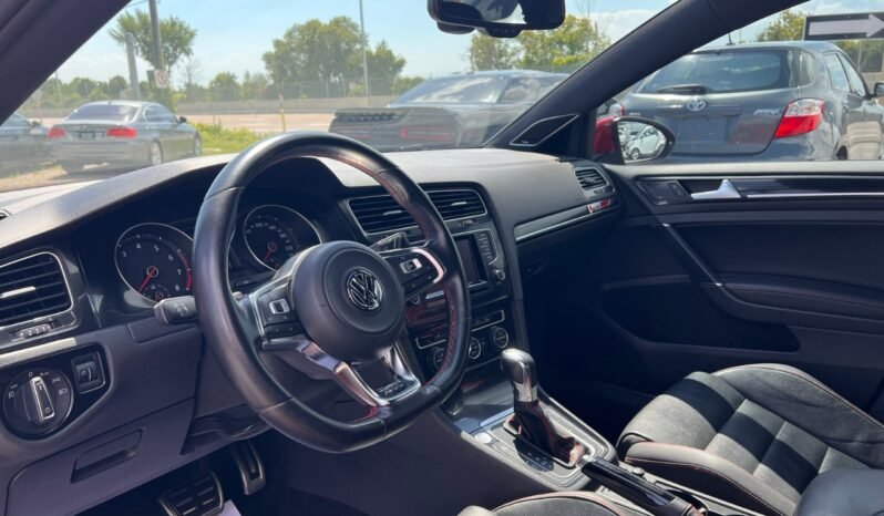 
								2015 Volkswagen Golf GTI 5dr HB DSG Autobahn full									