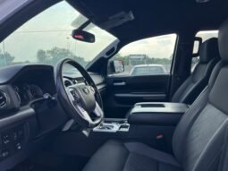 
										2017 Toyota Tundra 4WD Double Cab Standard Bed 5.7L SR5 Plus full									