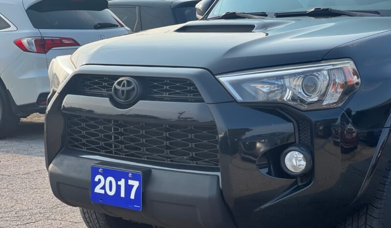 
								2017 Toyota 4Runner 4WD 4dr V6 SR5 full									