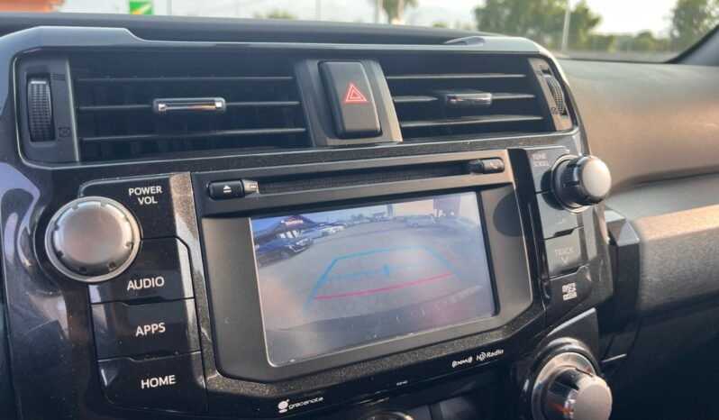 
								2017 Toyota 4Runner 4WD 4dr V6 SR5 full									