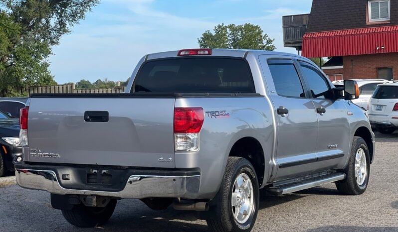 
								2010 Toyota Tundra 4WD Crewmax Short Bed 5.7L SR5 full									