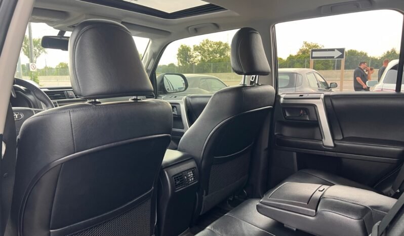 
								2012 Toyota 4Runner 4WD 4dr V6 SR5 full									