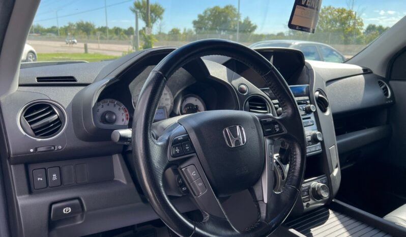 
								2013 Honda Pilot 4WD Touring full									
