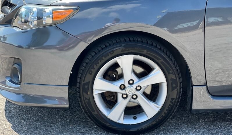 
								2012 Toyota Corolla 4dr Sdn Auto S full									