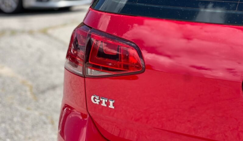 
								2015 Volkswagen Golf GTI 5dr HB DSG Autobahn full									