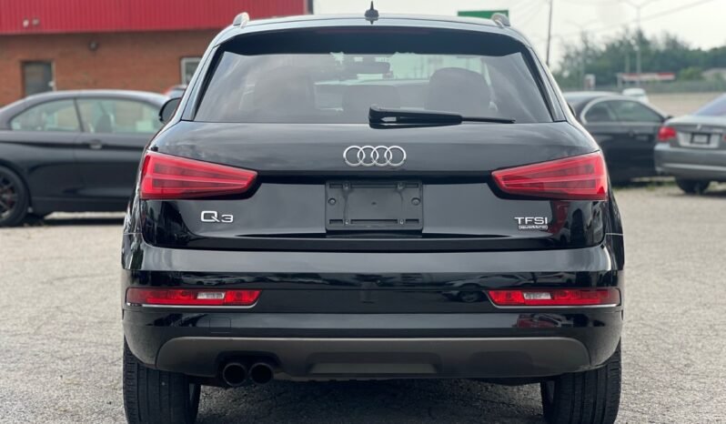 
								2018 Audi Q3 2.0 TFSI quattro Komfort Tiptronic full									