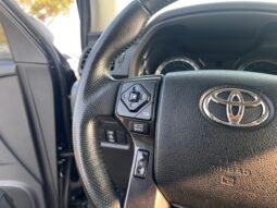 
										2017 Toyota 4Runner 4WD 4dr V6 SR5 full									